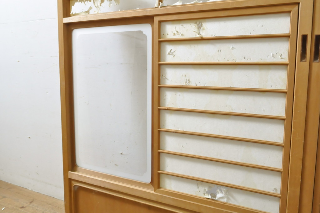 中古　上手物　和の空間づくりにおすすめ!　数寄屋で使われていた猫間障子戸2枚セット(雪見障子戸、建具、引き戸、擦り上げ障子戸、擦上障子戸、ガラス戸)(R-063790)