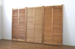 アンティーク建具　木の温もりを感じるルーバー戸3枚セット(ルーバー引き戸、窓、雨戸、木製)(R-063744)