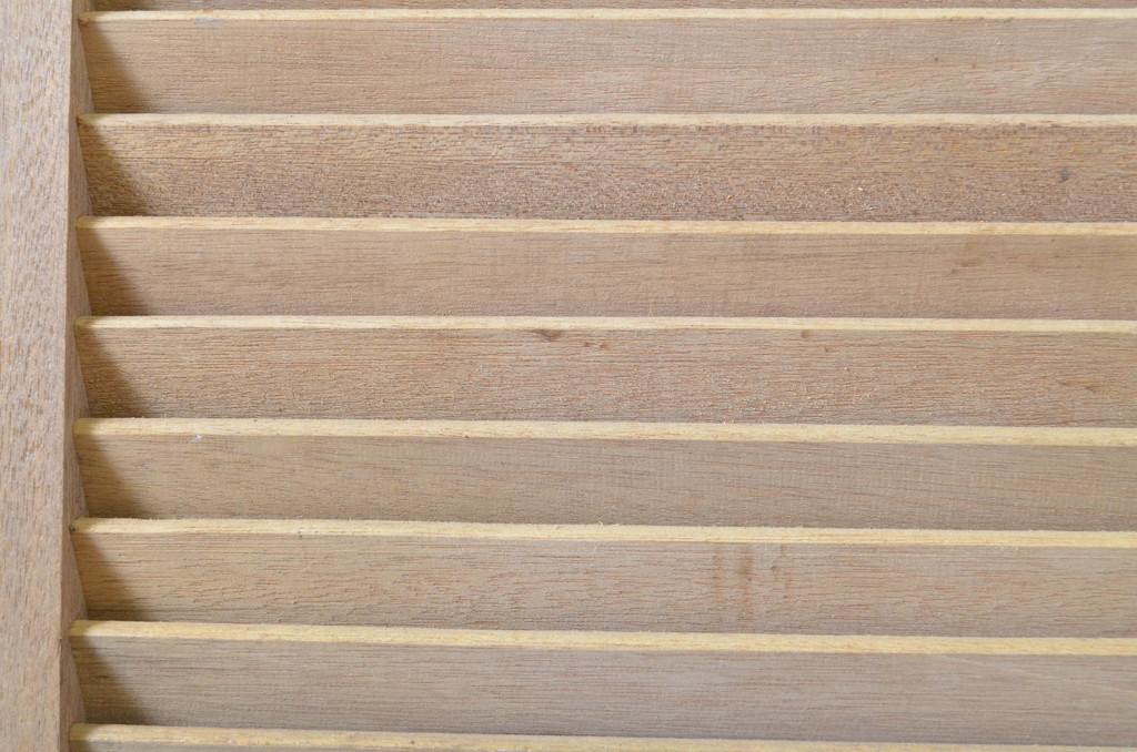 アンティーク建具　木の温もりを感じるルーバー戸3枚セット(ルーバー引き戸、窓、雨戸、木製)(R-063744)