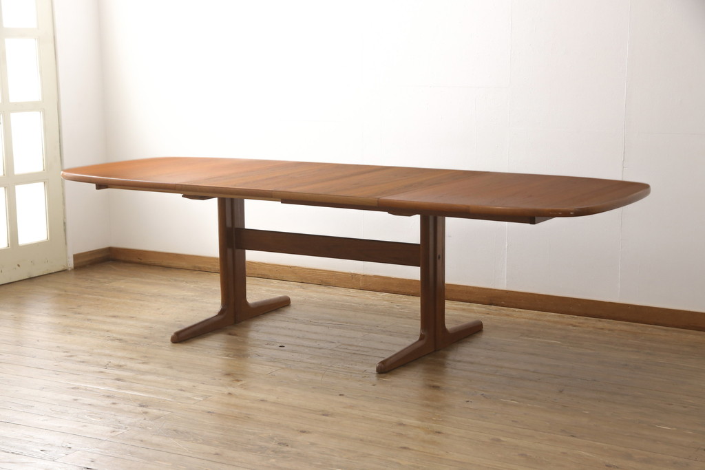 デンマークビンテージ　チーク材　ナチュラルスタイルの空間づくりにおすすめのダイニングテーブル(エクステンションテーブル、北欧)(R-057964)