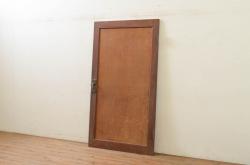 アンティーク建具　シンプルなデザインのドア1枚(木製扉)(R-071637)