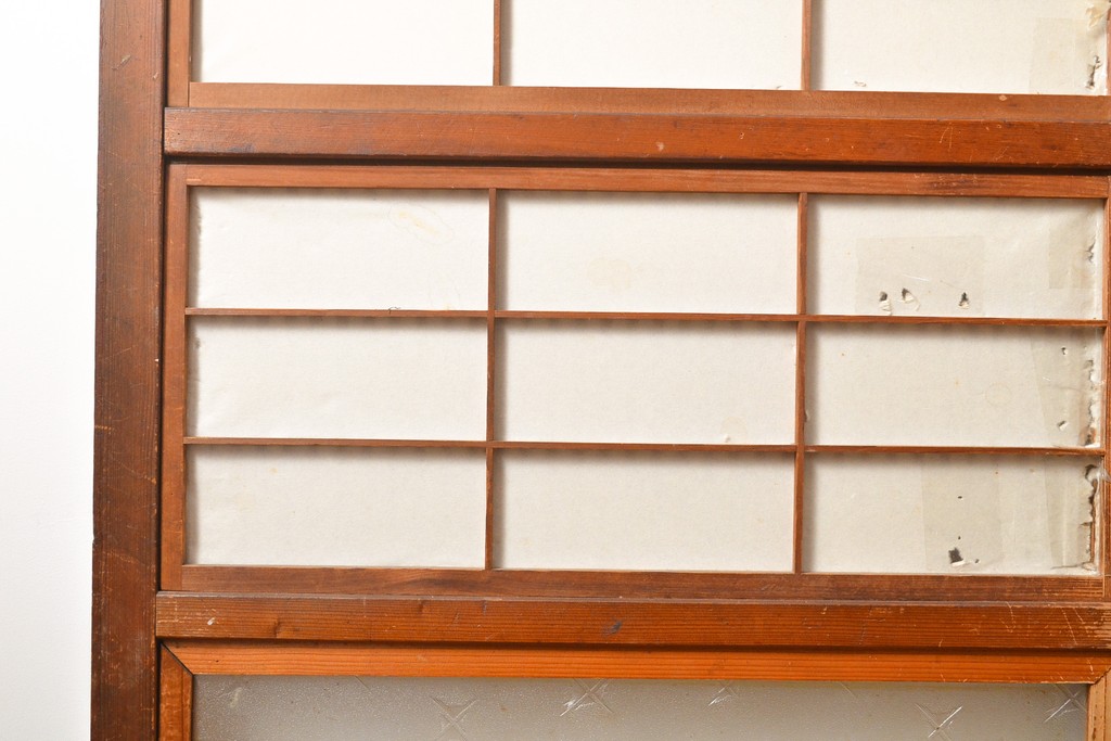 アンティーク建具　大正期　幅狭　整然と並ぶ縦格子が繊細で美しい裏障子付き格子戸4枚セット(引き戸)(R-055317)