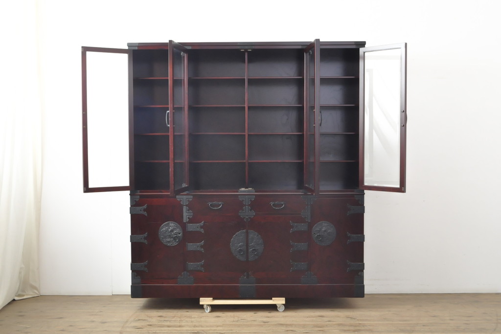 中古　二本松工藝館　田中家具　重厚感ある佇まいが魅力的な水屋箪笥(キャビネット、食器棚、戸棚、収納棚)(R-057728)