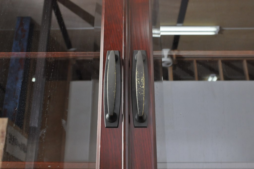 中古　二本松工藝館　田中家具　重厚感ある佇まいが魅力的な水屋箪笥(キャビネット、食器棚、戸棚、収納棚)(R-057728)