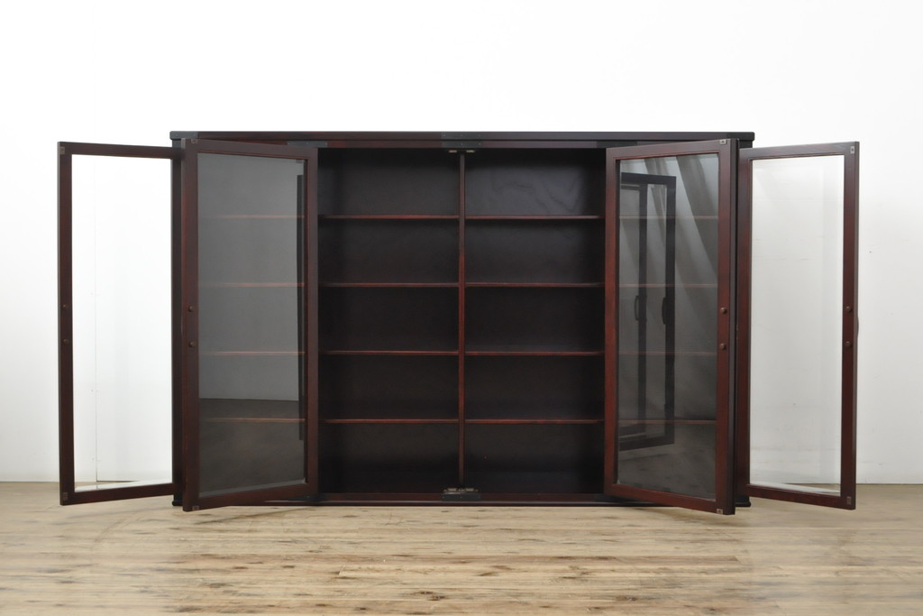 中古　二本松工藝館　田中家具　台輪・脚付きリメイク　重厚感ある佇まいが魅力的な水屋箪笥キャビネット(食器棚、戸棚、収納棚、飾り棚)(R-057729)