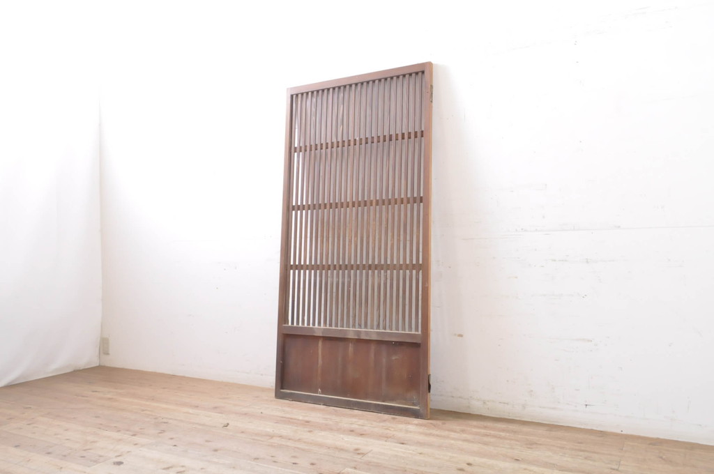 アンティーク建具　和の雰囲気溢れる格子扉1枚(木製扉、ドア、格子戸)(R-069165)