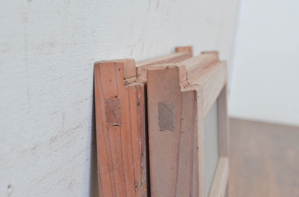 アンティーク建具　古き良き時代の趣を感じる小窓2枚セット(引き戸、ガラス戸)(R-074188)