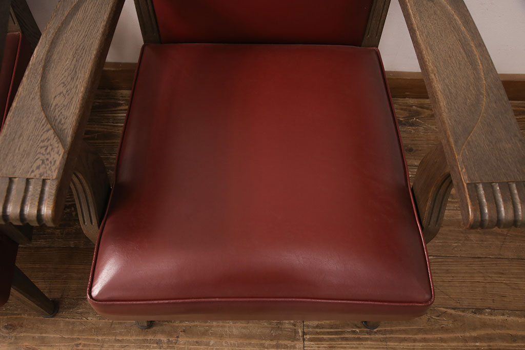 中古　神戸洋家具　伊藤家具　大人の落ち着いた雰囲気を醸し出す合皮1人掛けソファ2脚セット(アームチェア、ラウンジチェア、一人掛けソファ、バラ売り可能)(R-052608)