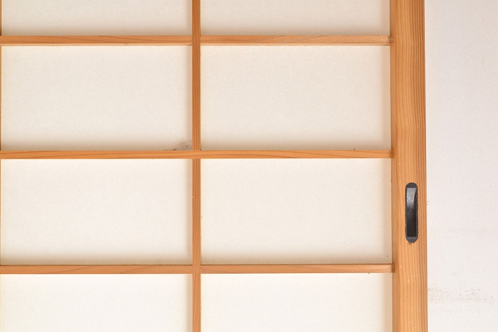 ヴィンテージ建具　和製ビンテージ　明るい木肌が和やかな雰囲気を生み出すシンプルな障子戸4枚セット(引き戸、建具)(R-051503)