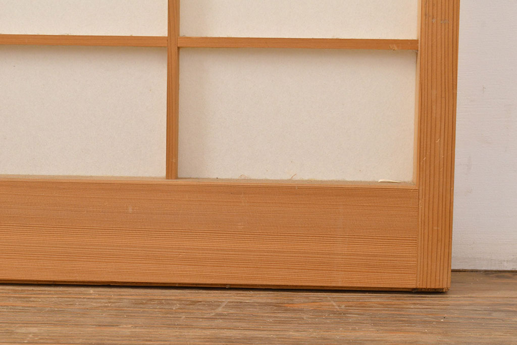ヴィンテージ建具　和製ビンテージ　明るい木肌が和やかな雰囲気を生み出すシンプルな障子戸4枚セット(引き戸、建具)(R-051503)