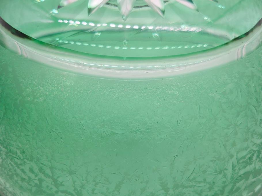 時代物　大正～昭和初期　結霜ガラス　緑　レトロな雰囲気を醸し出すガラスボウル(硝子、グリーン、深皿)(R-082762)