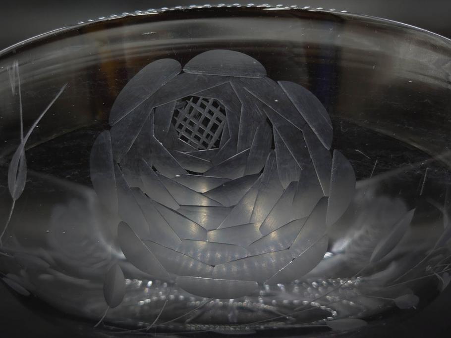 当時物　大正～昭和初期　切子　花　淑やかな佇まいのガラスボウル(バラ、薔薇、硝子、深皿、深鉢)(R-082763)