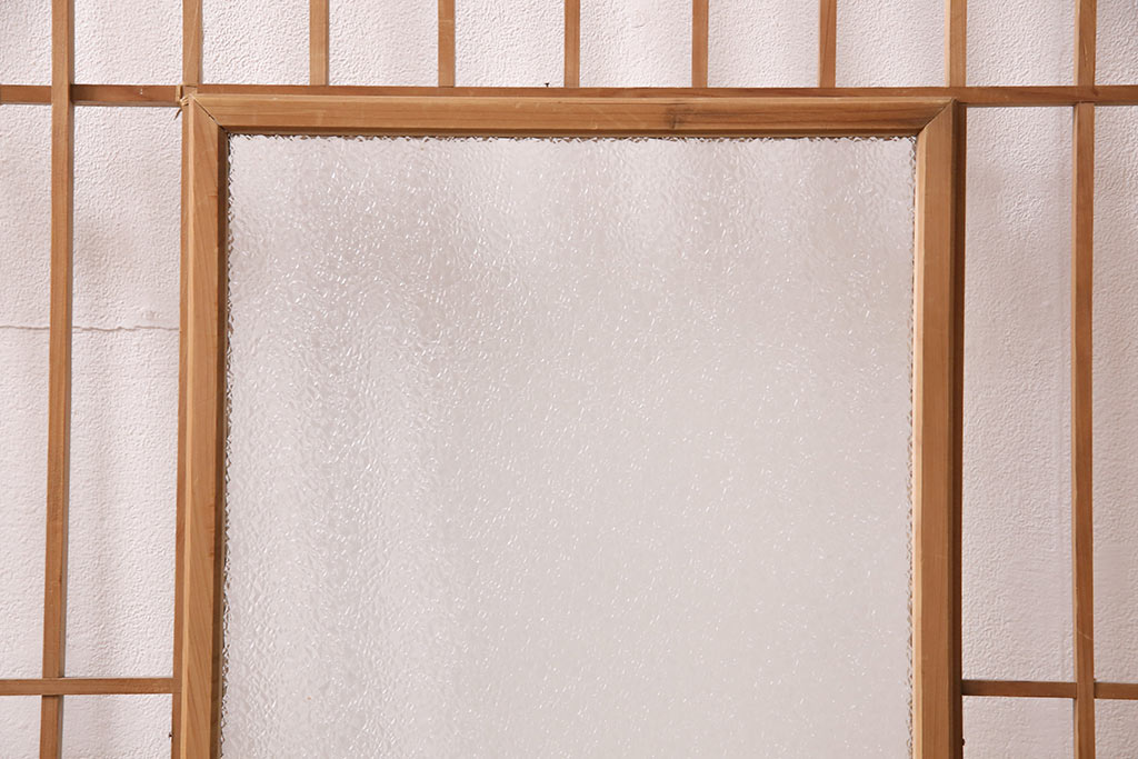 アンティーク建具　昭和初期　ダイヤガラス　素朴な木の風合いが味わい深い縦額入り障子戸4枚セット(引き戸、建具)(R-049520)