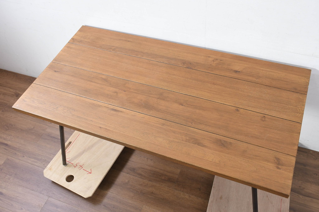 中古　Journal Standard Furniture(ジャーナルスタンダードファニチャー)　インダストリアルデザインがおしゃれなSens(サンク)ダイニングテーブル(4人掛け、食卓、作業台)(定価約91000円)(R-082123)