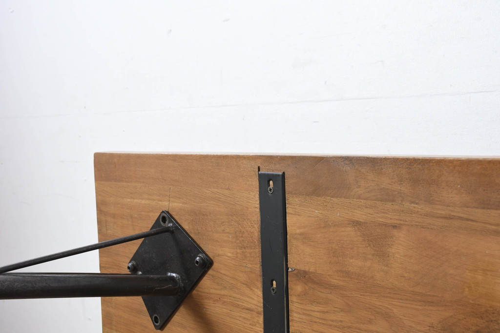 中古　Journal Standard Furniture(ジャーナルスタンダードファニチャー)　インダストリアルデザインがおしゃれなSens(サンク)ダイニングテーブル(4人掛け、食卓、作業台)(定価約91000円)(R-082123)