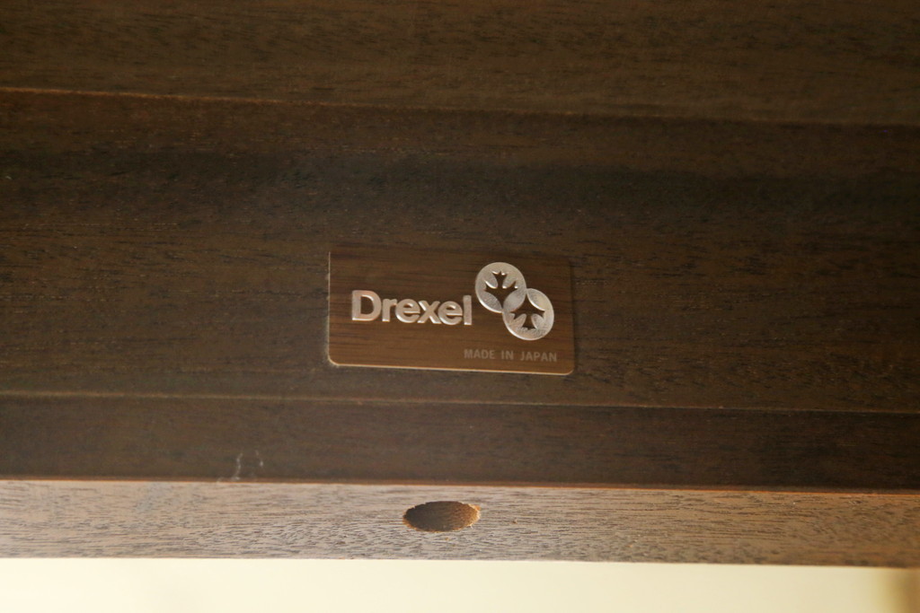 中古　DREXEL HERITAGE(ドレクセルヘリテイジ)　Triune(トライユン)　洗練された佇まいが美しいダイニングテーブル(食卓、4人掛け、6人掛け)(R-061554)