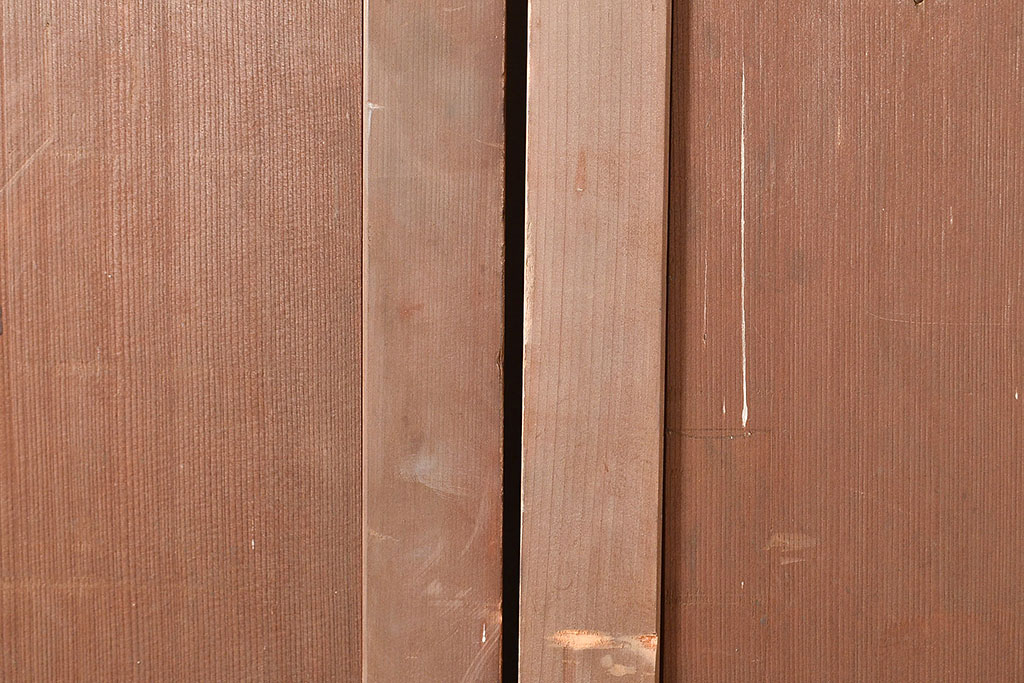 アンティーク建具　古き良き上質な和を楽しむヒノキ材製のマス目格子戸2枚セット(きつね格子、狐格子、板戸、引き戸、建具)(R-048222)
