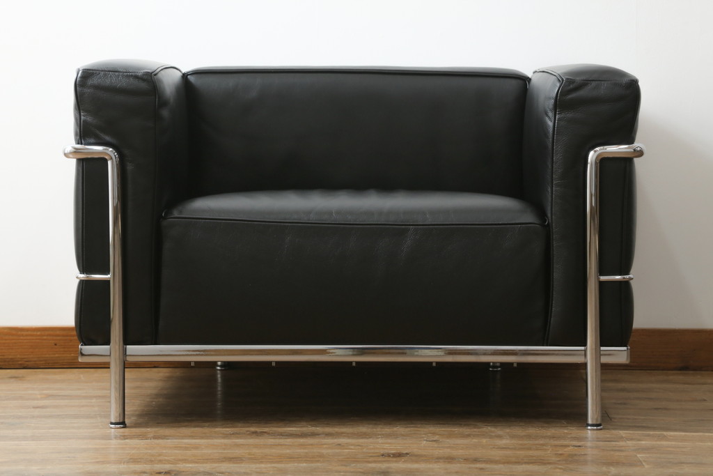 中古 Cassina(カッシーナ) ル・コルビュジエ(Le Corbusier) LC3 中古 Cassina(カッシーナ) ル・コルビュジエ(Le Corbusier) LC3