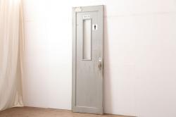 アンティーク建具　上手物!!　美しい柾目　鍵付き横桟板戸1枚(舞良戸、帯戸、引き戸)(R-065509)