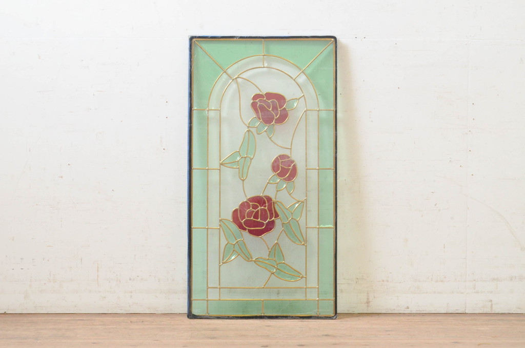未使用品　窓辺の蔓薔薇(まどべのつるばら)　デットストック品のステンドグラス(建具、ドア、窓、照明、衝い立て、衝立、つい立て)(定価約10万8千円)(R-074448)