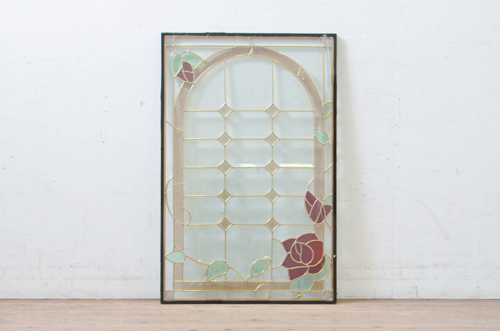 未使用品　薔薇の園(ばらのその)　デットストック品のステンドグラス(建具、ドア、窓、照明、衝い立て、衝立、つい立て)(定価約12万円)(R-074446)