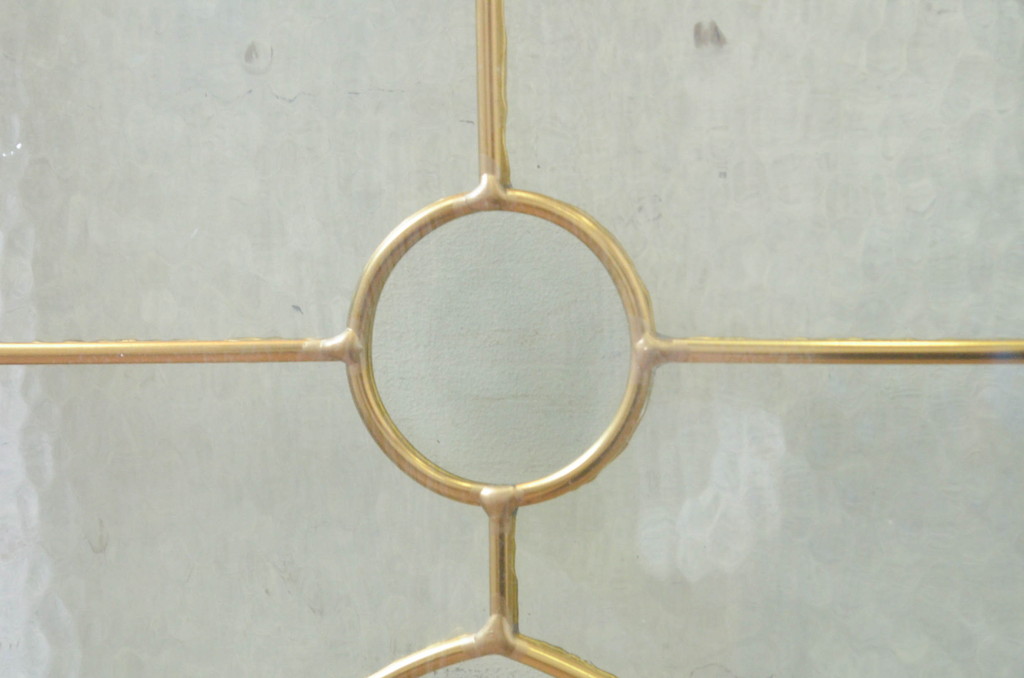 未使用品　花の滴(はなのしずく)　デットストック品のステンドグラス(建具、ドア、窓、照明、衝い立て、衝立、つい立て)(定価約7万5千円)(R-074435)