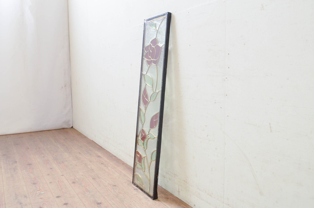 未使用品　薔薇の園(ばらのその)　デットストック品のステンドグラス(建具、ドア、窓、照明、衝い立て、衝立、つい立て)(定価約7万9千円)(R-074414)