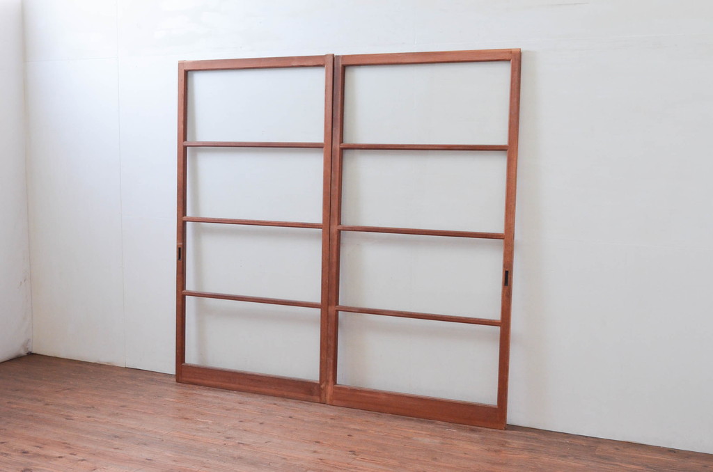 アンティーク建具　趣ある木味が魅力的なガラス戸2枚セット(引き戸)(R-076055)