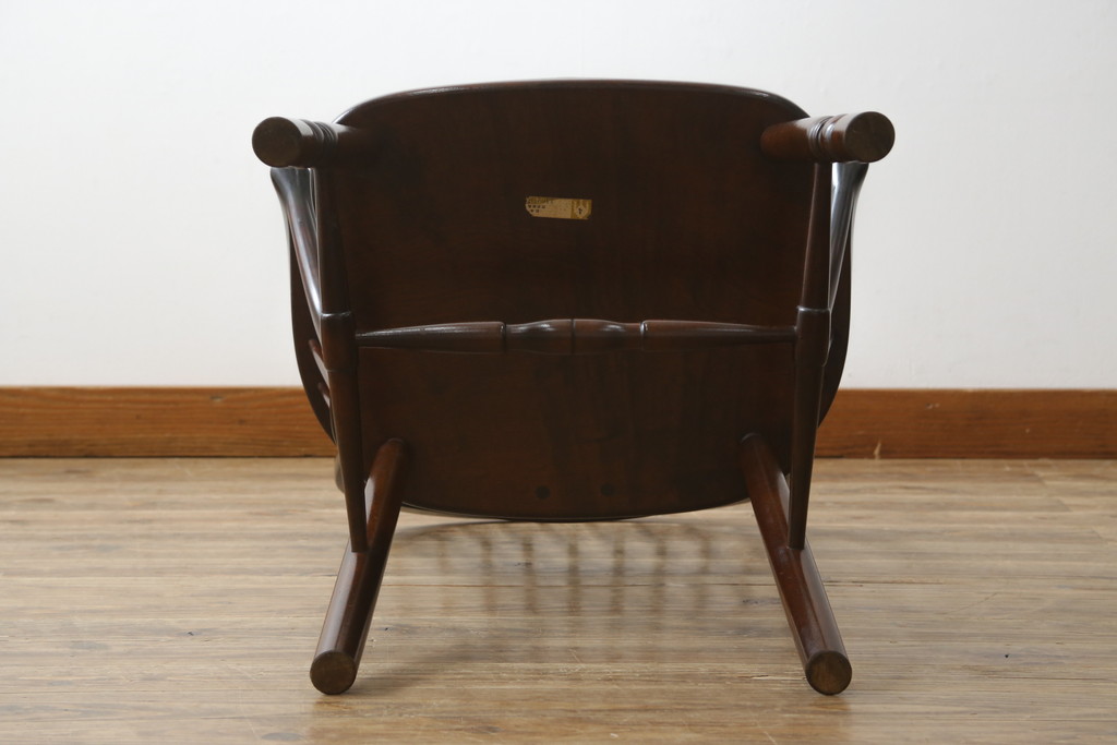 中古　美品　松本民芸家具　509C型　美しいシルエットが目を引くウィンザーチェアト(ウインザーチェア、アームチェア、板座チェア、椅子、イス)(定価約17万円)(R-082956)