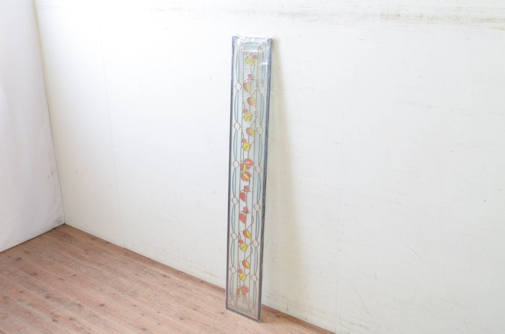 未使用品　木の実(きのみ)　デットストック品のステンドグラス(建具、ドア、窓、照明、衝い立て、衝立、つい立て)(定価約14万円)(R-073006)