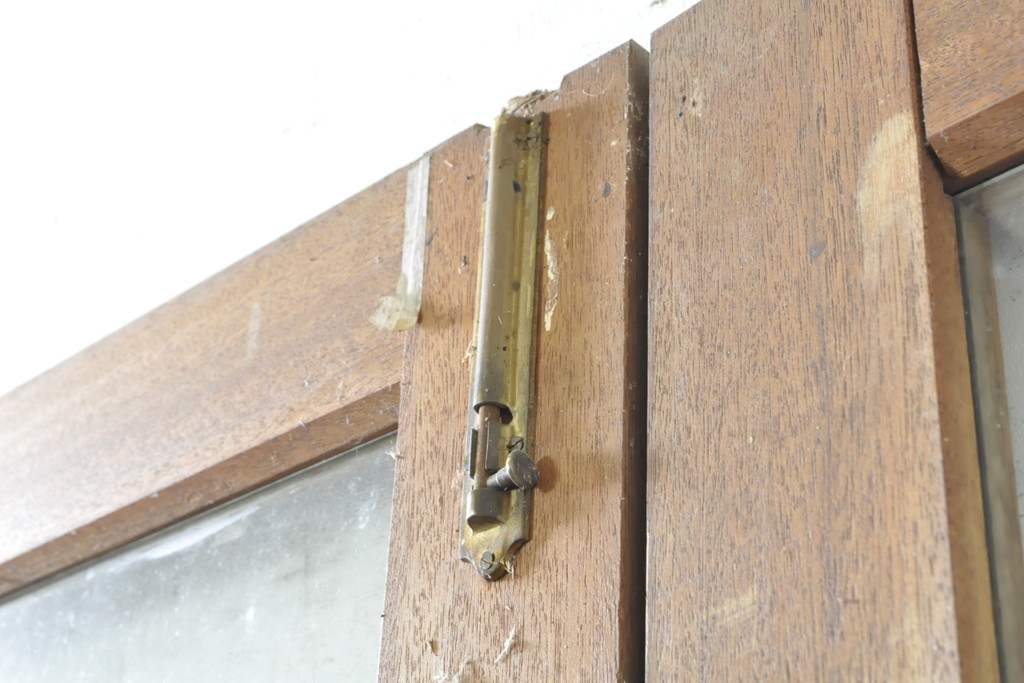 ビンテージ建具　昭和レトロな雰囲気漂う両開きガラスドア2枚セット(ガラス戸、木製扉、ヴィンテージ)(R-074361)