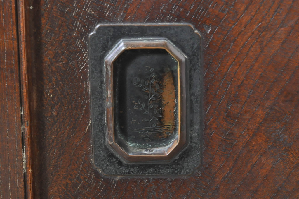 アンティーク建具　経年を感じさせる木味が魅力の板戸窓2枚セット(引き戸)(R-073616)