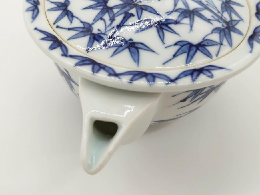 平安　京泉作　染付　岩竹絵のデザインが目を惹く煎茶器セット(急須、湯冷まし、湯呑み5客、共箱付き、和食器、茶道具、茶器)(R-069704)