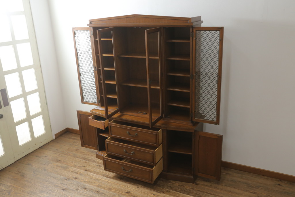 中古　DREXEL HERITAGE(ドレクセルヘリテイジ)　Triune(トライユン)　凛とした佇まいの食器棚(定価約90万円)(カップボード、キャビネット)(R-051719)