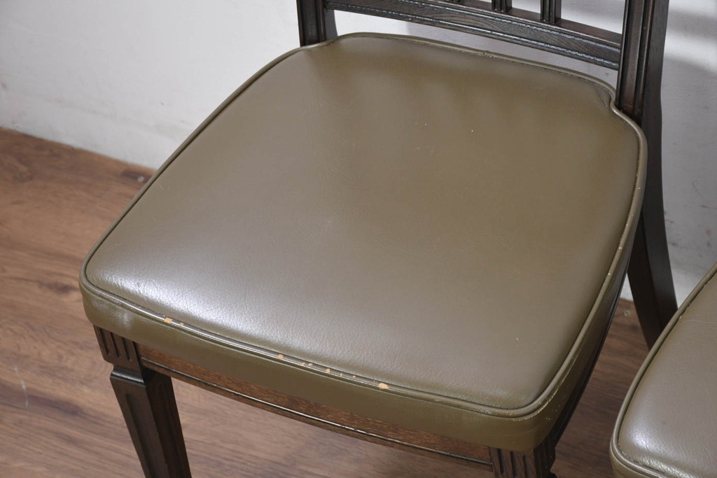 中古　カリモク家具(karimoku)　domani(ドマーニ)　QUEENS LIFE(クイーンズライフ)　洗練されたデザインが魅力のダイニングチェア4脚セット(椅子、イス、バラ売り可能)(定価4脚で約37万円)(R-082309)