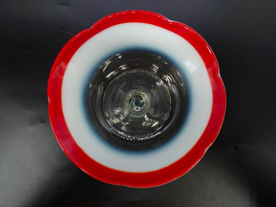 当時物　大正～昭和初期　乳白ぼかし　赤縁　青縁　輪花　鮮やかな縁の色合いが印象的な氷コップ2点セット(グラス、水色、吹きガラス、硝子、和ガラス)(R-082796)
