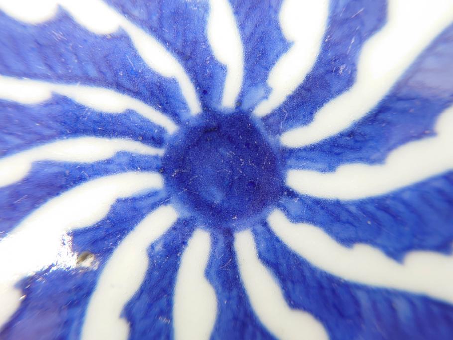 江戸〜明治　伊万里　染付　約17cm　5.6寸　魚花紋と色合いが涼しげな輪花皿5枚セット(五寸六分、中皿、和食器)(R-069856)
