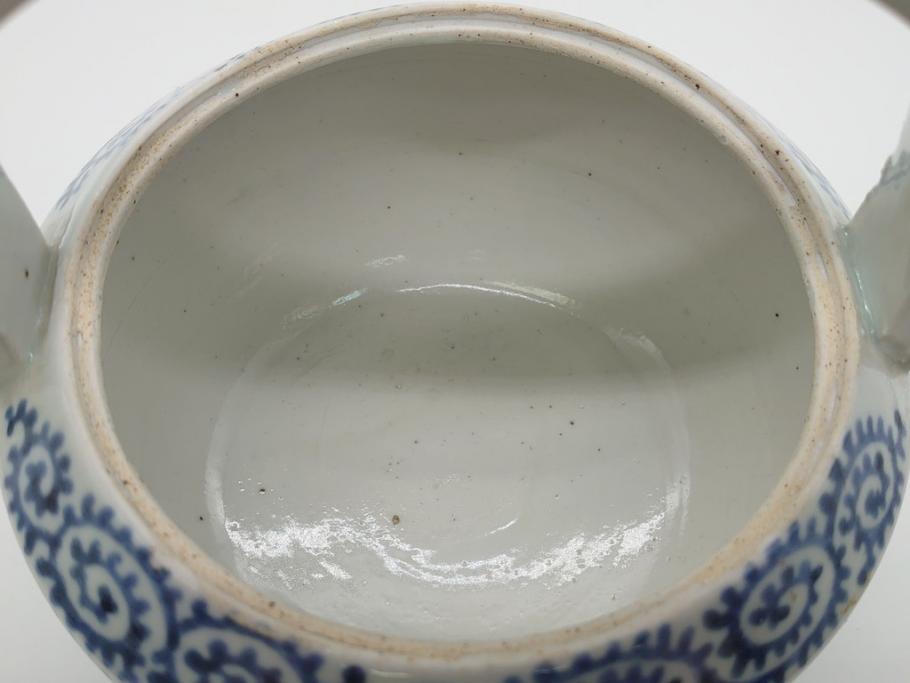 江戸期 古伊万里 銚子 染付 蛸唐草 存在感のある蛸唐草と花絵
