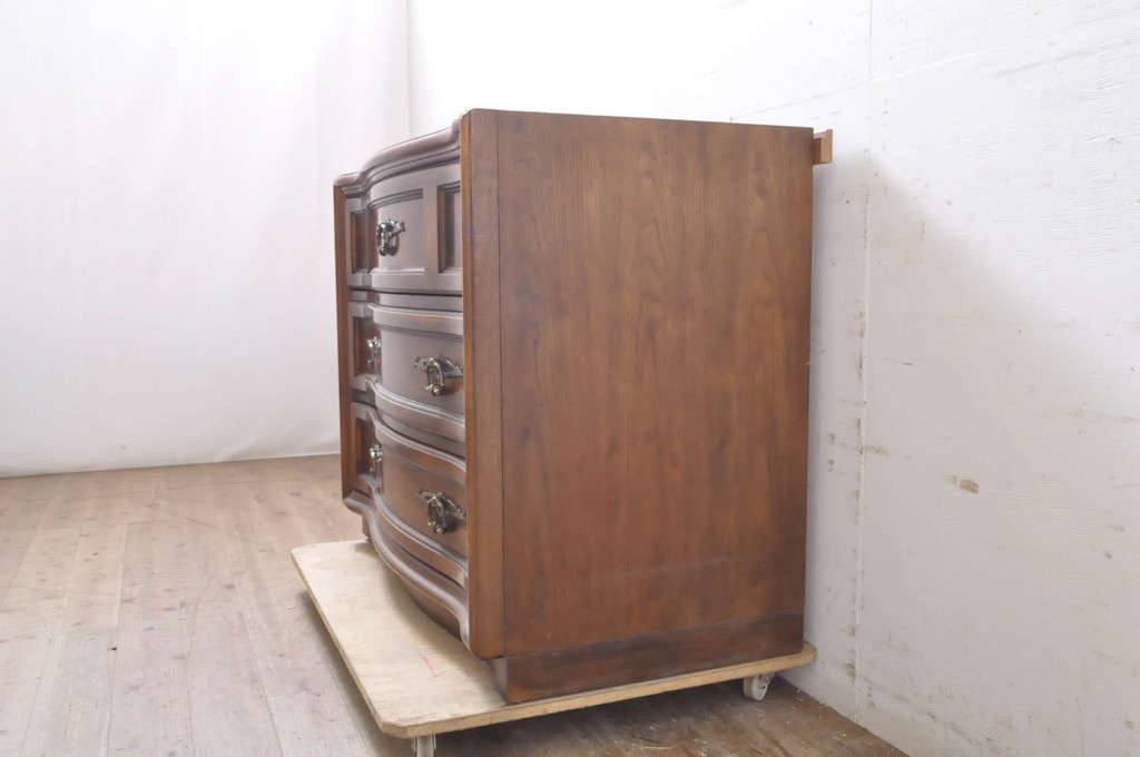 中古　美品　DREXEL HERITAGE(ドレクセルヘリテイジ)　Grand Villa(グランドヴィラ)　クラシカルな佇まいが魅力のチェスト(引き出し、サイドチェスト)(R-068522)