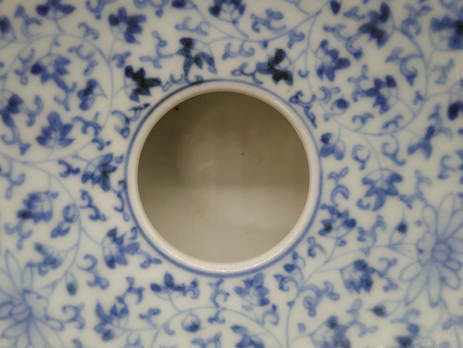 古伊万里　染付　全面　花唐草文　全面に花唐草の絵付けがされた可憐な盃台(懐石道具、唾壺)(R-061874)