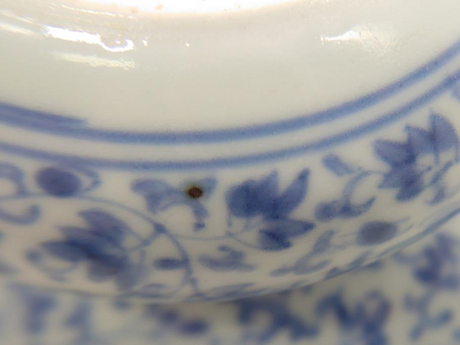 古伊万里　染付　全面　花唐草文　全面に花唐草の絵付けがされた可憐な盃台(懐石道具、唾壺)(R-061874)