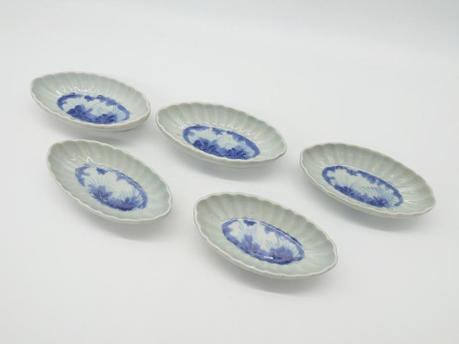 染付　楕円　菊形　花?図　3.6寸皿　約11　上品なフォルムが食卓のアクセントになる小皿5枚セット(三寸六分、和皿、変形皿、和食器)(R-061873)