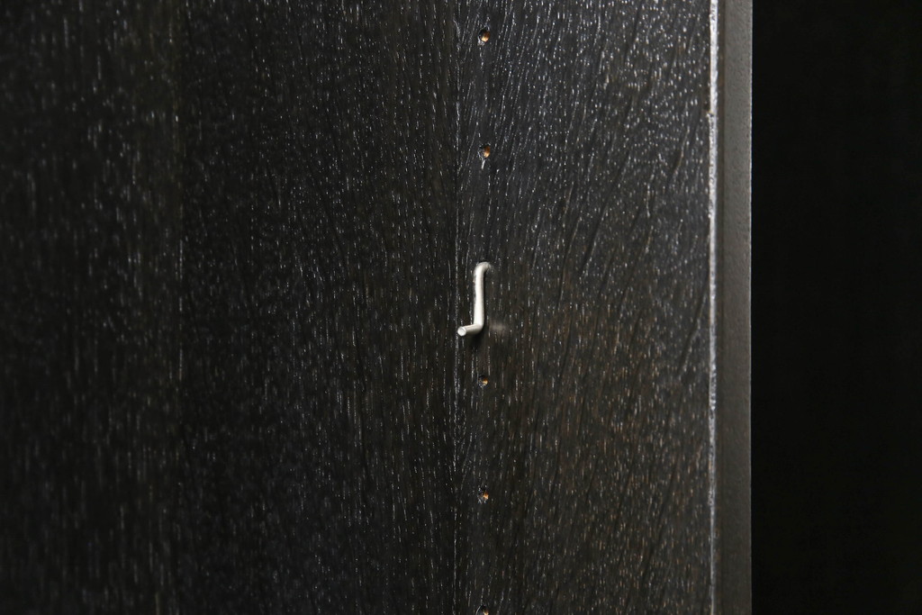 デンマークビンテージ　北欧家具　ボーエ・モーエンセン　シックな色合いでモダンな雰囲気を醸し出すブックキャビネット(本棚、ブックケース、収納棚、飾り棚、ヴィンテージ)(R-051887)