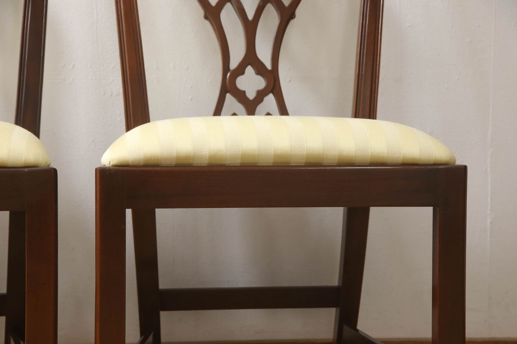 中古　美品　IDC大塚家具取り扱い　アメリカ高級家具　COUN CILL(カウンシル)(カンセル)　マホガニー材　ダイニングチェア2脚セット(2脚定価 約16万円)(椅子、イス)(R-057608)