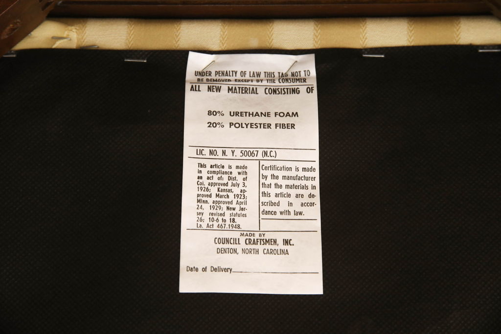 中古　美品　IDC大塚家具取り扱い　アメリカ高級家具　COUN CILL(カウンシル)(カンセル)　マホガニー材　ダイニングチェア2脚セット(2脚定価 約16万円)(椅子、イス)(R-057608)