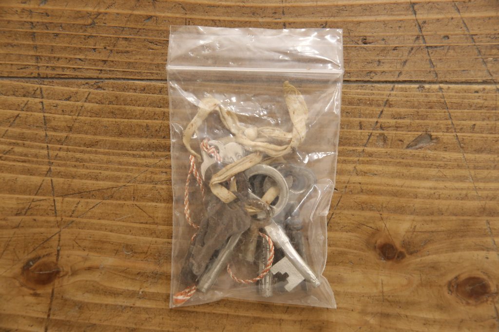 桐箪笥を綺麗に再生!高品質リペアを施し、蜜蝋ワックス仕上げ