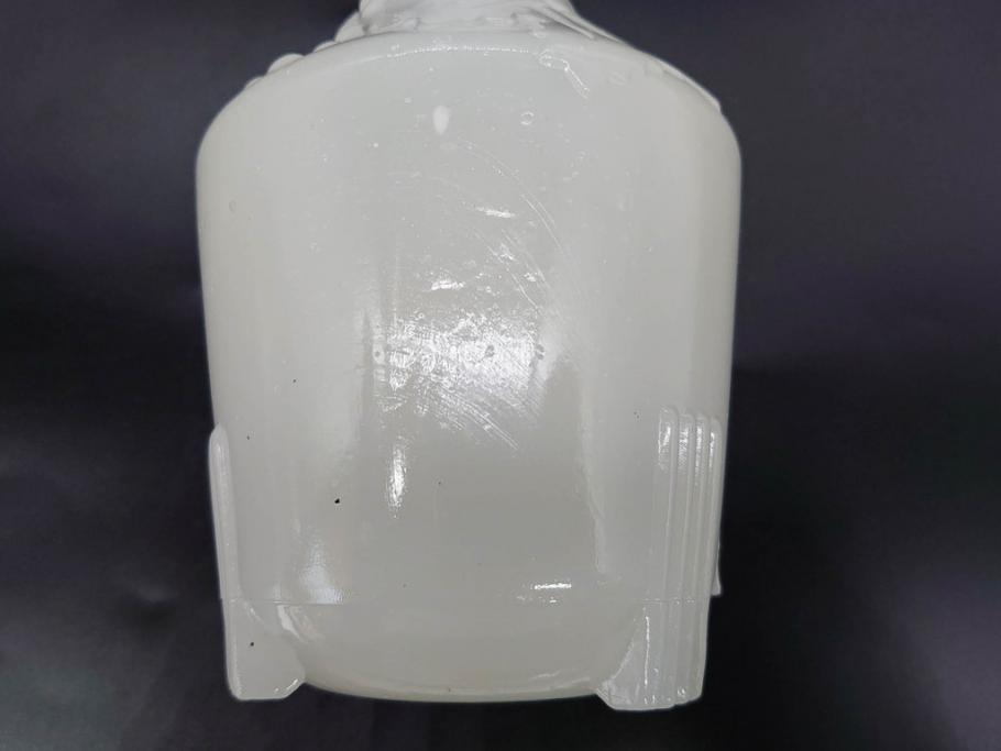昭和レトロ　乳白　空間に温かみと安らぎを与えてくれるガラス瓶2点セット(ワインボトル、硝子、ビン、花瓶、花入、花生、花器)(R-082799)