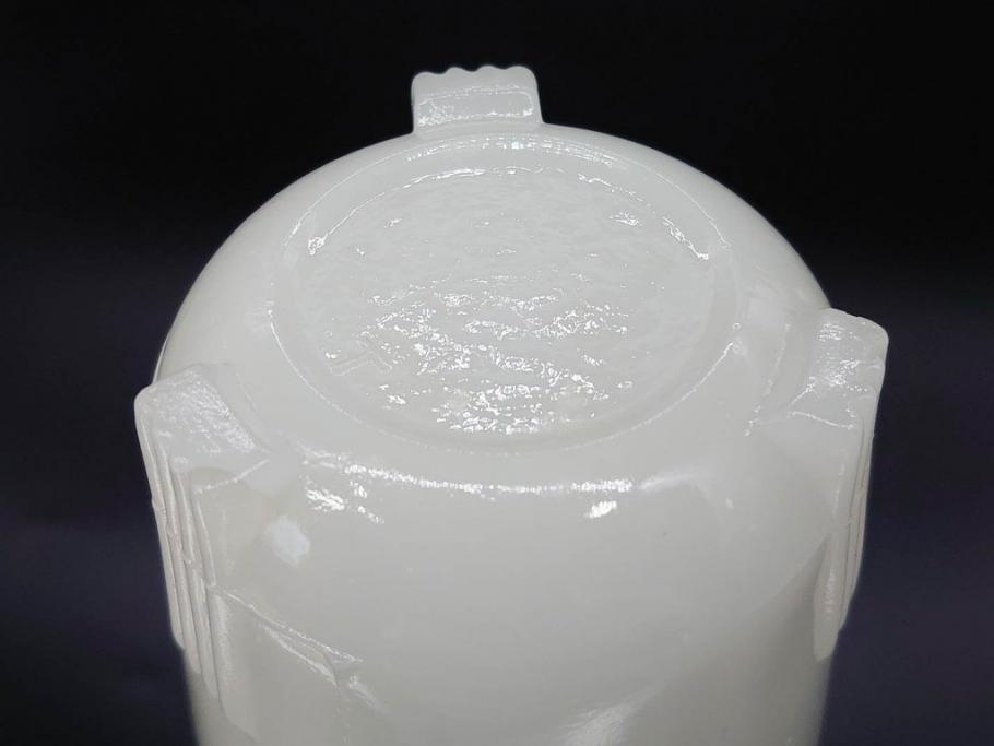 昭和レトロ　乳白　空間に温かみと安らぎを与えてくれるガラス瓶2点セット(ワインボトル、硝子、ビン、花瓶、花入、花生、花器)(R-082799)