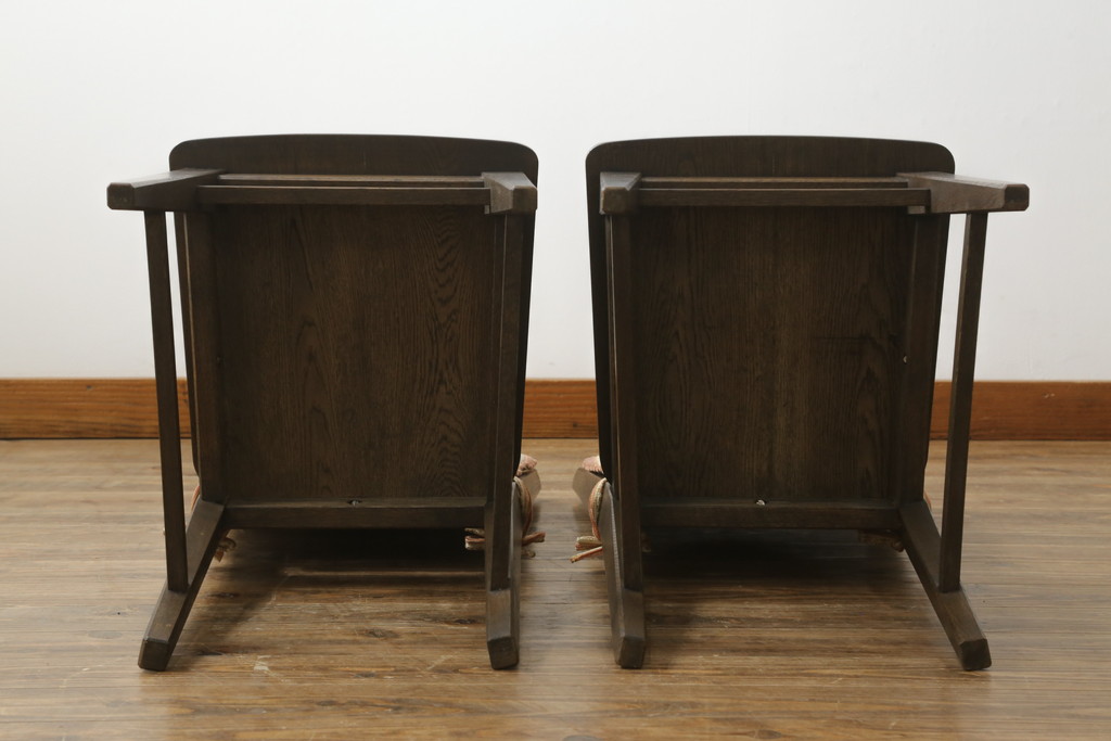 中古　美品　永田良介商店　神戸洋家具　落ち着きのあるシックな佇まいが魅力のラダー型ダイニングチェア2脚セット(食堂椅子、ラダーバックチェア、ワークチェア、板座チェア、イス)(R-069990)