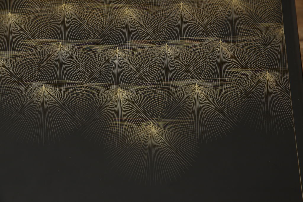 中古 輪島塗り 沈金師 福光満穂作 ガラス天板付き 繊細な図柄が美しい 